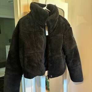 Alo Sherpa Puffer- Black, XS